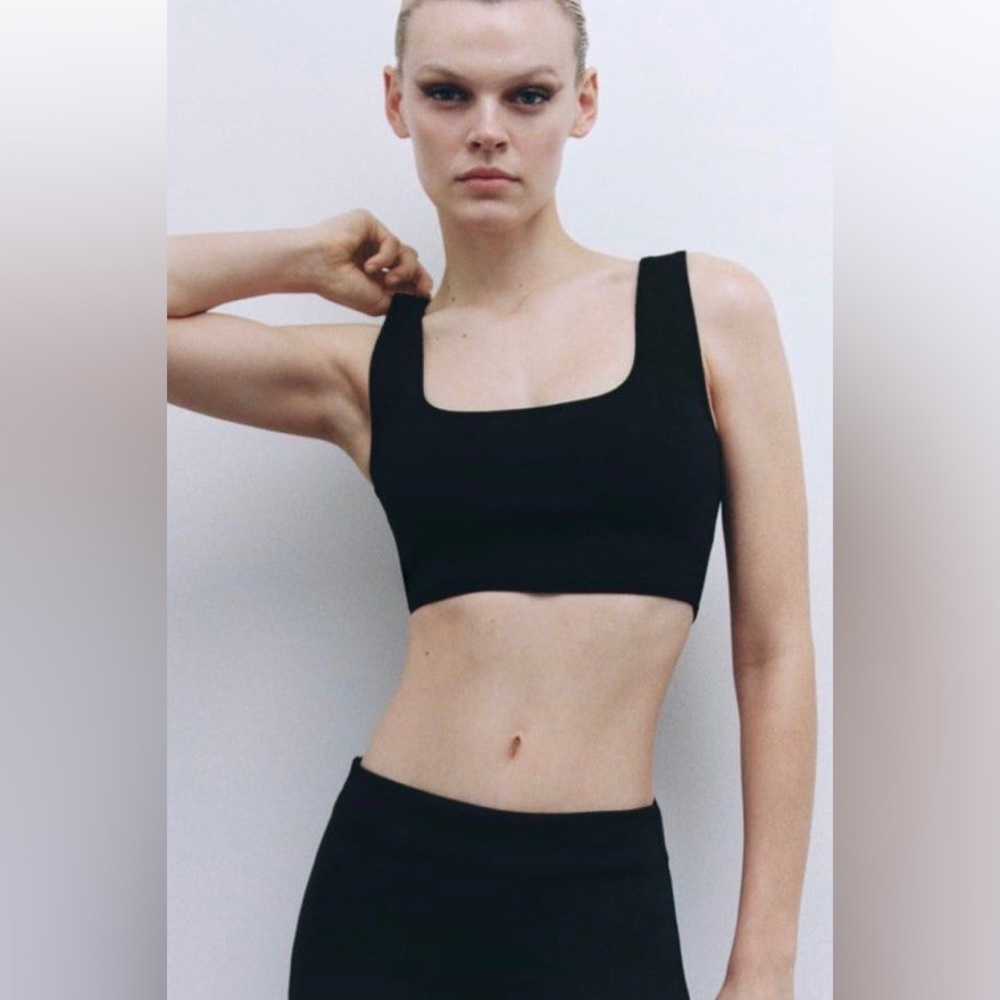 Sculpt Crop Top